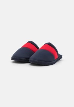 Pier One Unisex - Pantoffels - Dark Blue/Red -Pier One 08bf6c4b2ded4cc391eed6fd8bf4a4c3