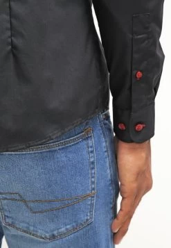 Pier One Overhemd - Black/Red 12 Pier One Overhemd - Black/Red -Pier One 1cc26882c4194d1486a01c69112de5b1