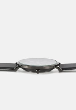 Pier One Unisex - Horloge - Black 8 Pier One Unisex - Horloge - Black -Pier One 4a4c5fd2ccf24a73a7e672b724fd8279