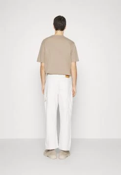 Pier One Carpenter Colored Twill- Straight Leg Jeans - Off-White -Pier One 4fab3a7ad84e43dfa273cbbbc4f63ebc