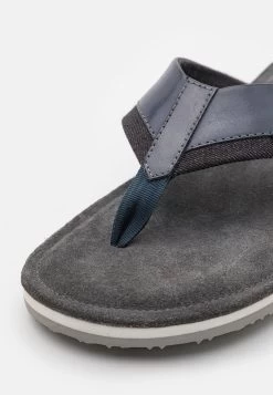 Pier One Leather - Teensandalen - Blue -Pier One 50c49d2b3015483b8a98ff7b74229b5f