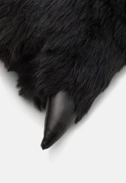 Pier One Pantoffels - Black -Pier One 796914552fcb4fcaac1e33068a36c27f