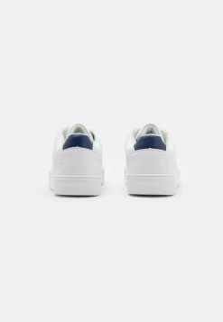 Pier One Unisex - Sneakers Laag - White -Pier One 93e13f9726664f7eb7a2f449e1f27c05