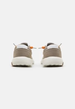 Pier One Sneakers Laag - Beige -Pier One ad862475ed104d2c8b4c14920f66ce8f