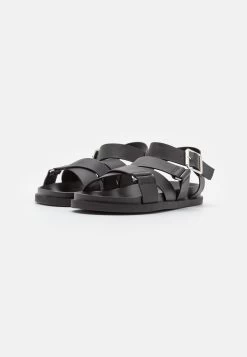 Pier One Unisex - Sandalen - Black -Pier One e2ec43ce6d07479088c528ec91e76fea